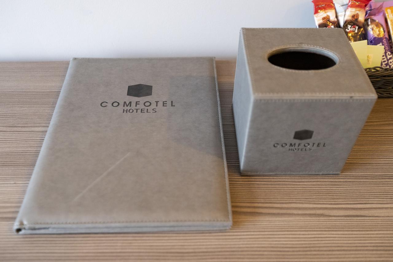 Comfotel PRPL Londra Esterno foto