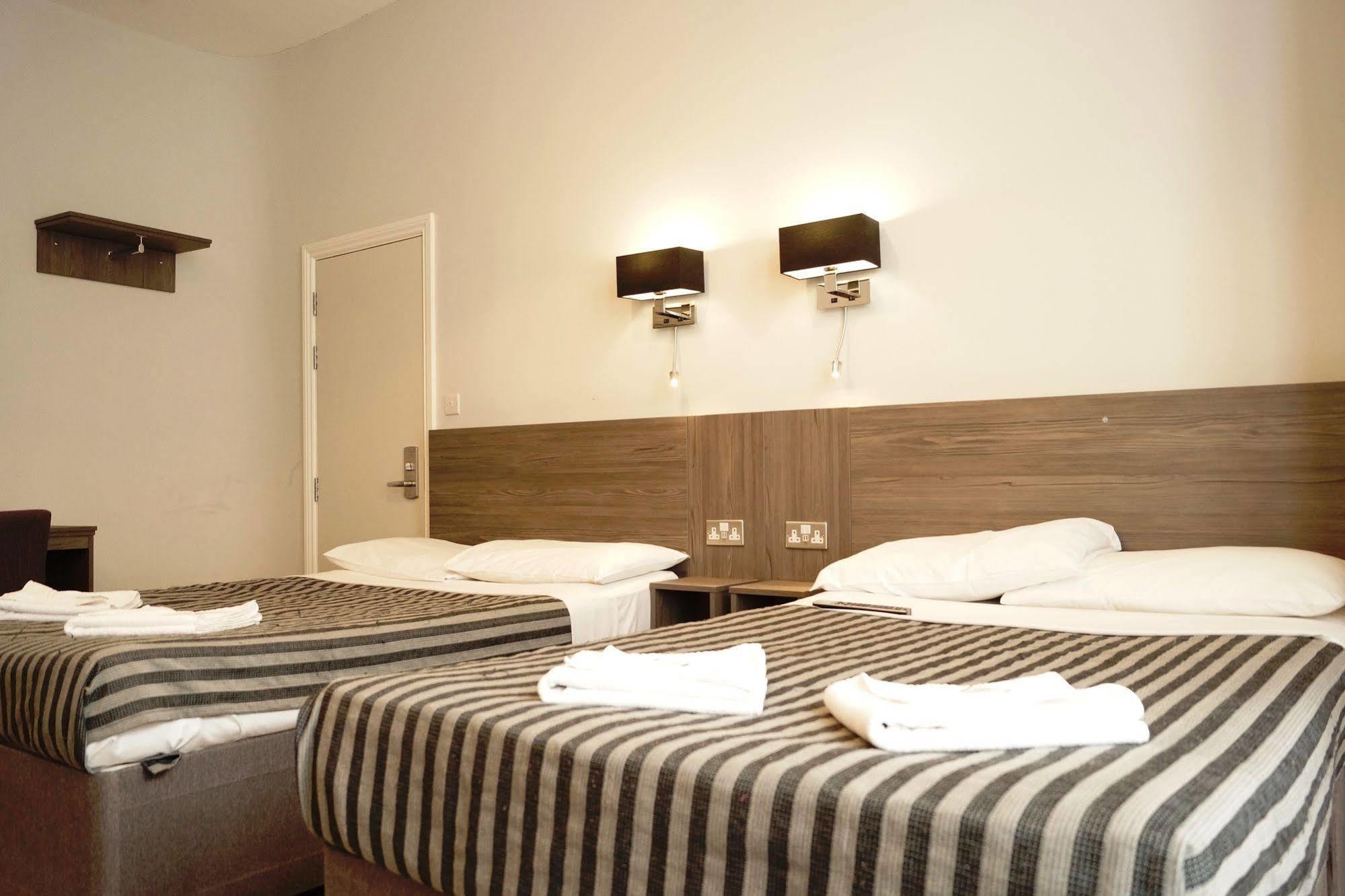 Comfotel PRPL Londra Esterno foto